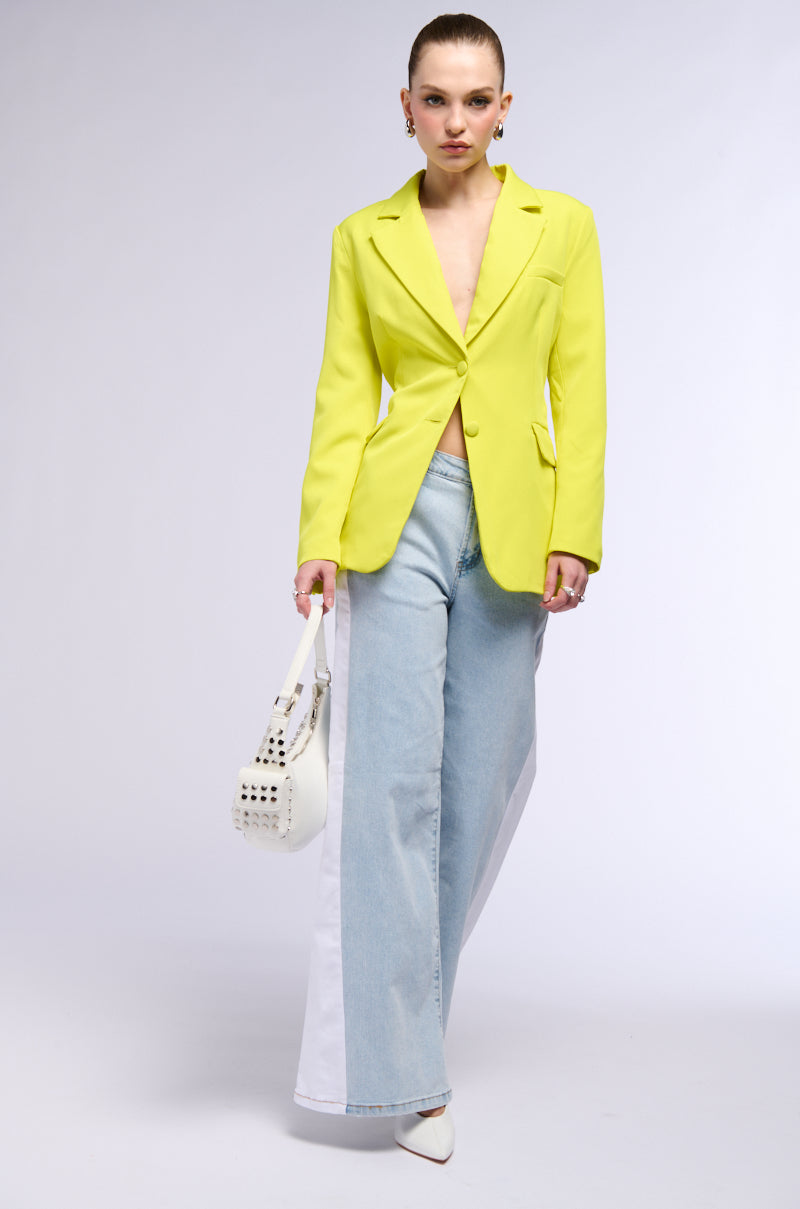 EVERYDAY BLAZER IN YELLOW