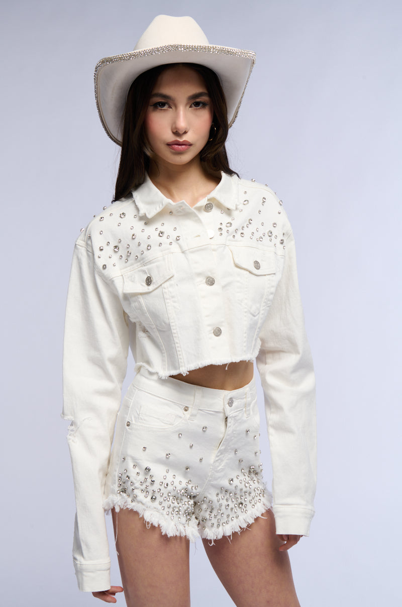 CROPPED WHITE DENIM EMBELLISHED JACKET