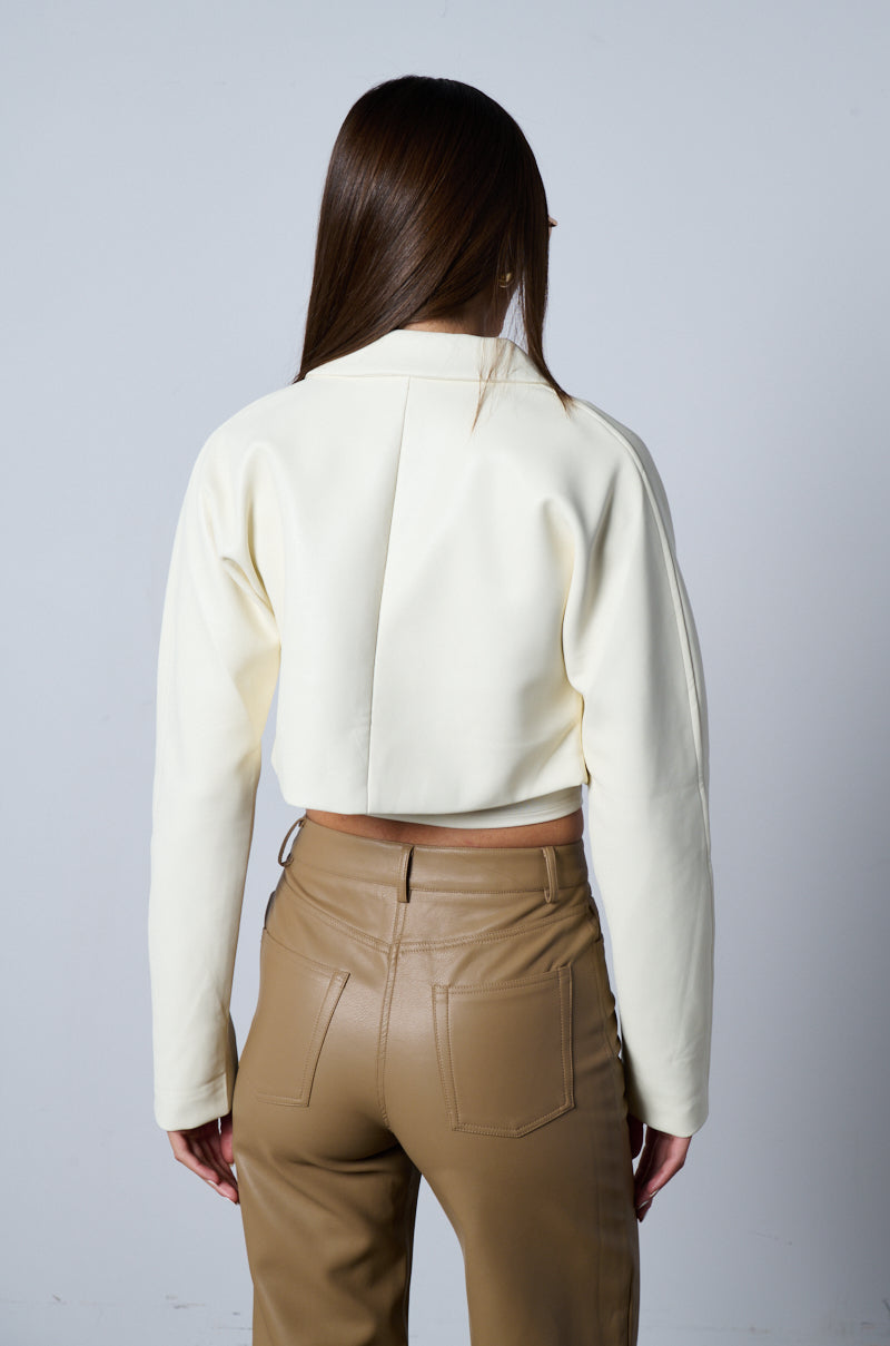 DRESSY CROPPED FAUX LEATHER BLAZER IN IVORY