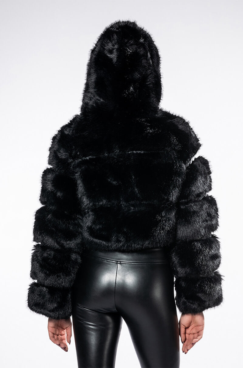 MUFFIN SOFT AND LUXE CROP FUR JACKET