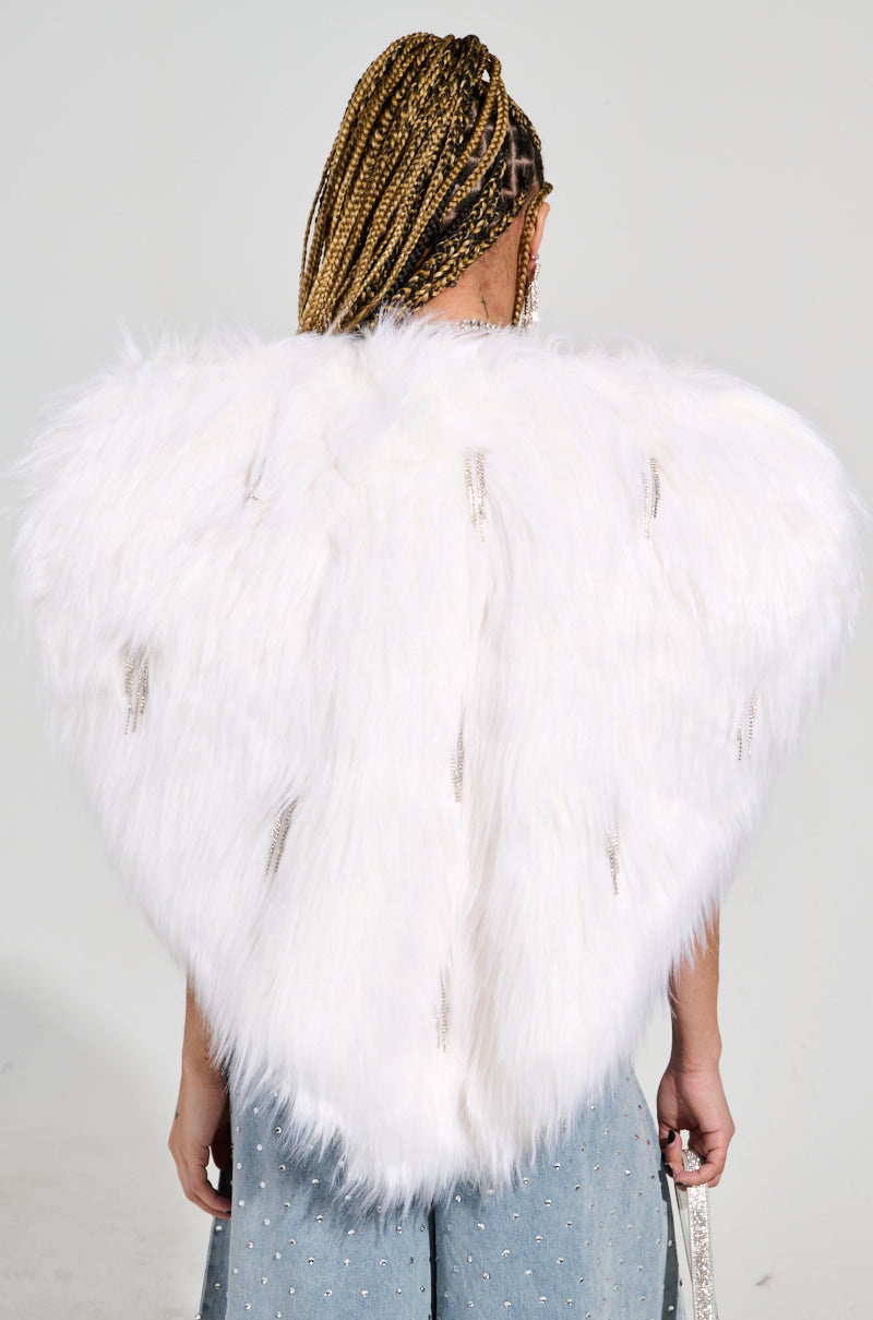 LIMITED EDITION STAR LOVER FAUX FUR HEART VEST IN WHITE