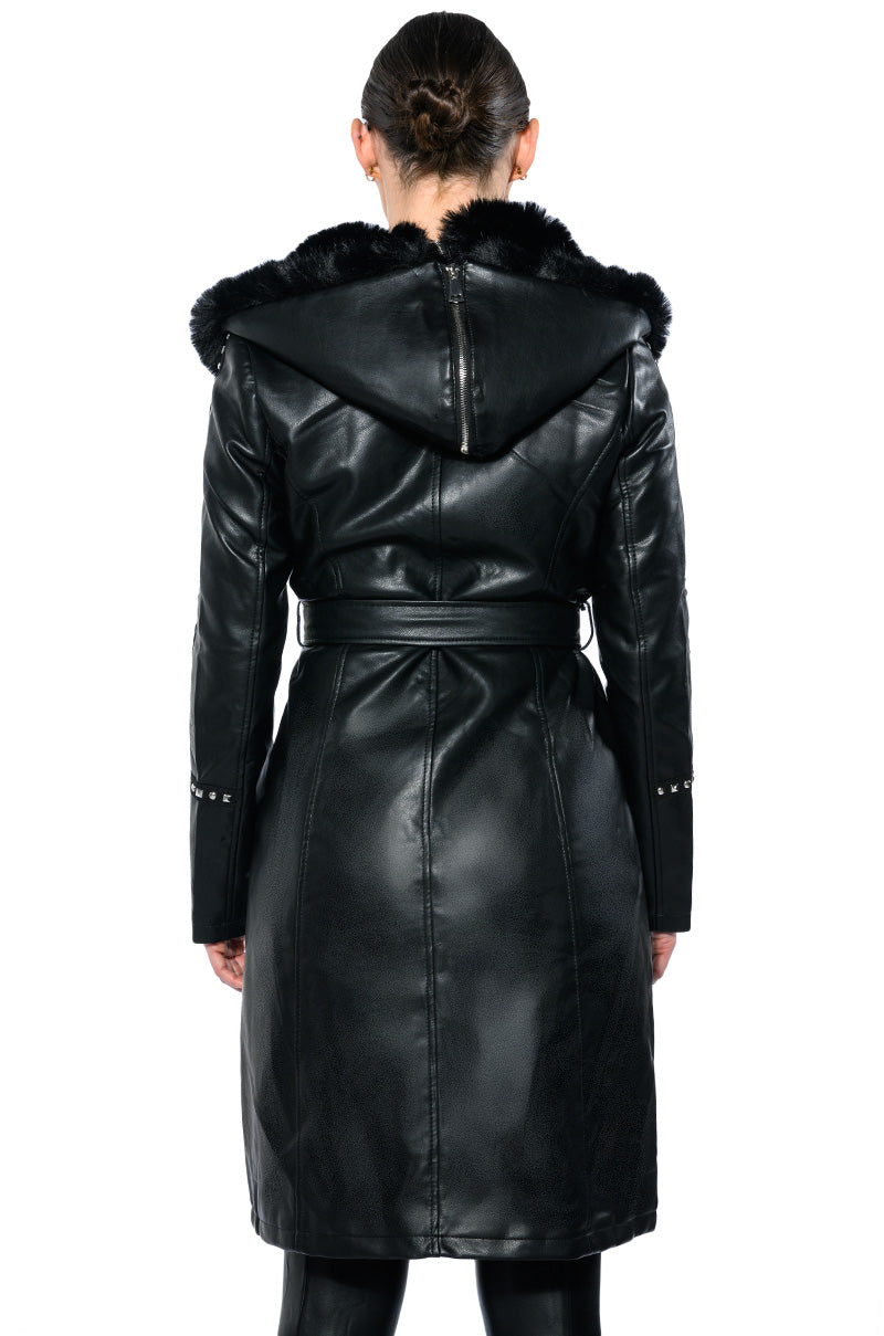 UPTOWN GIRL FUR COLLAR COAT