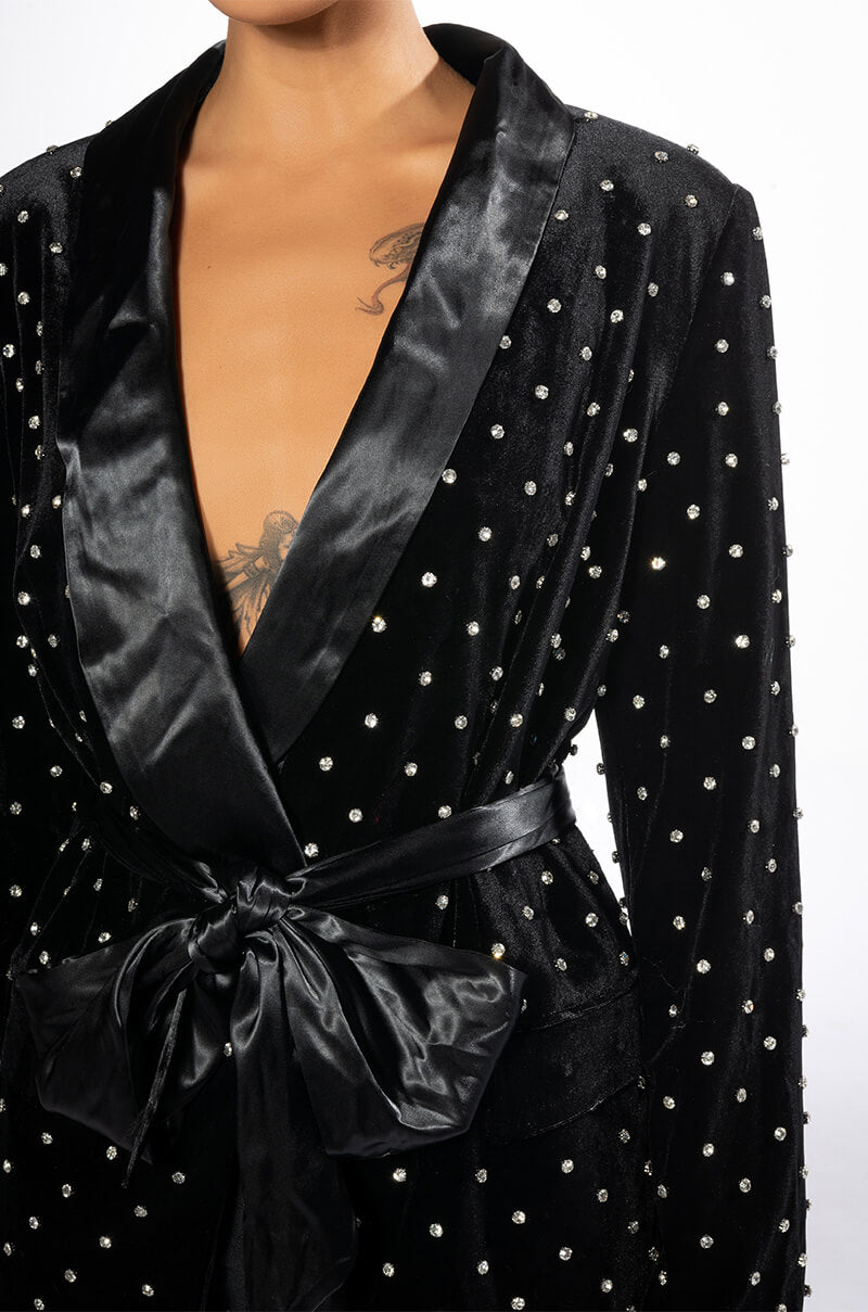 NYE VELVET BLAZER WITH SATIN LAPEL AND GEMS