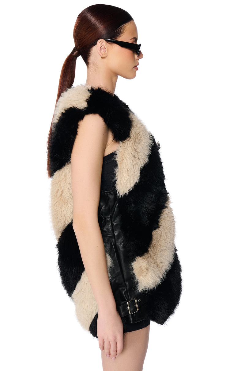 FAUX FUR HOLIDAY VEST