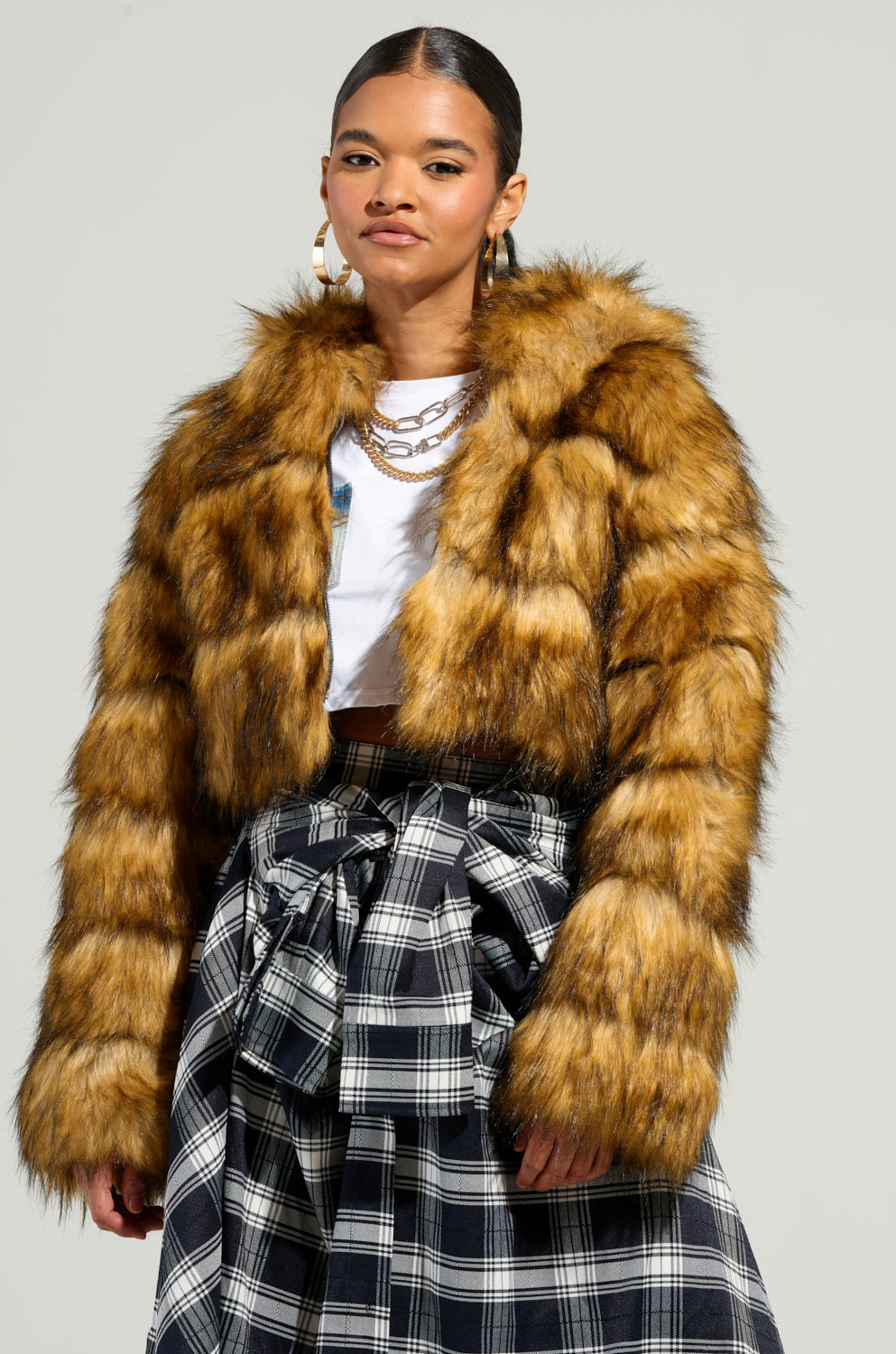 GRACELLE FAUX FUR CROPPED JACKET