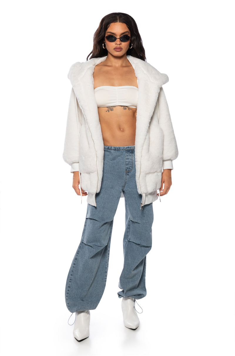 RZA LONG COMFY FAUX FUR HOODIE IN WHITE