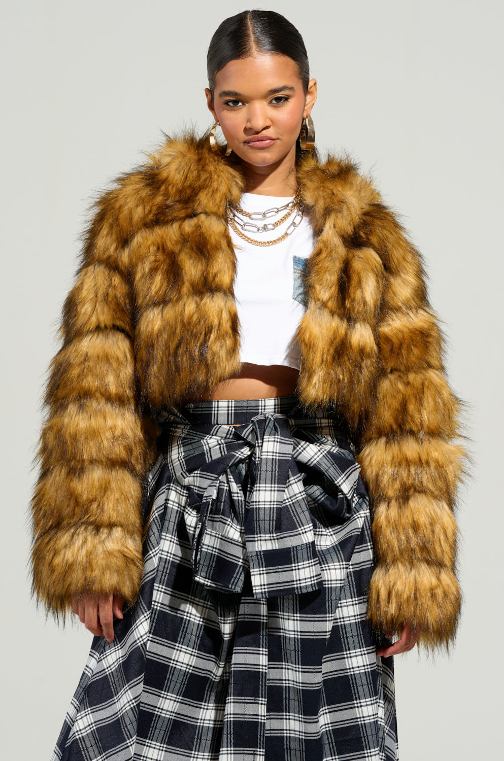 GRACELLE FAUX FUR CROPPED JACKET