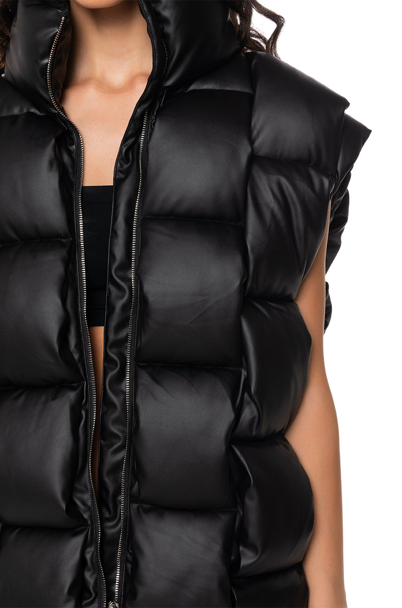 QUANTIC PU WOVEN VEST IN BLACK