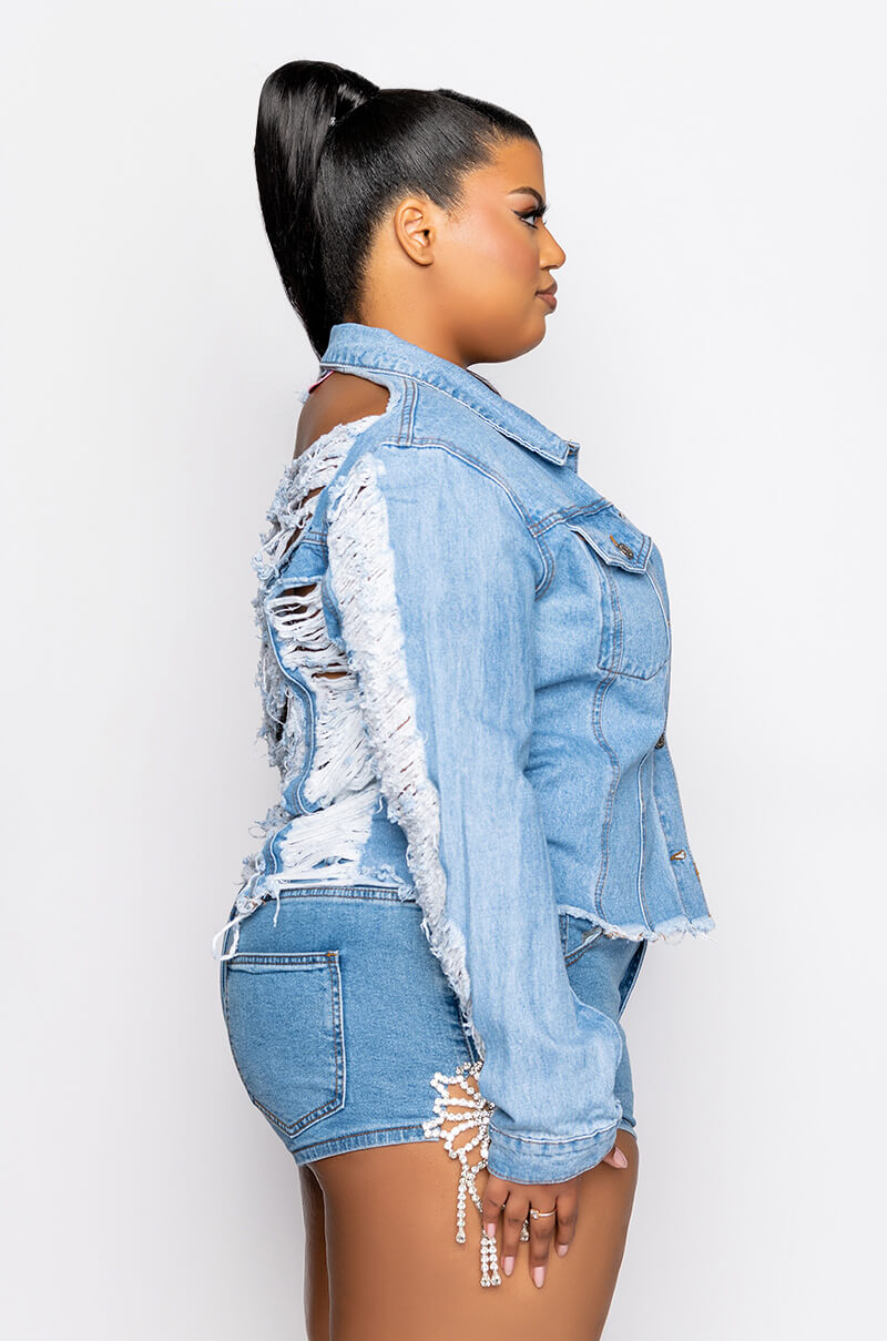 PLUS ULTRA DISTRESSED CROP DENIM JACKET