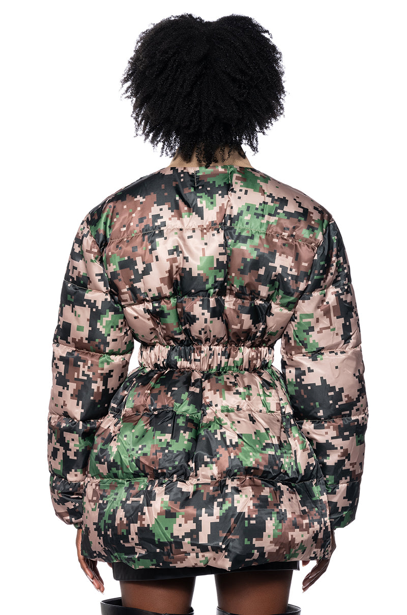 PIXIL CAMO PEPLUM PUFFER JACKET