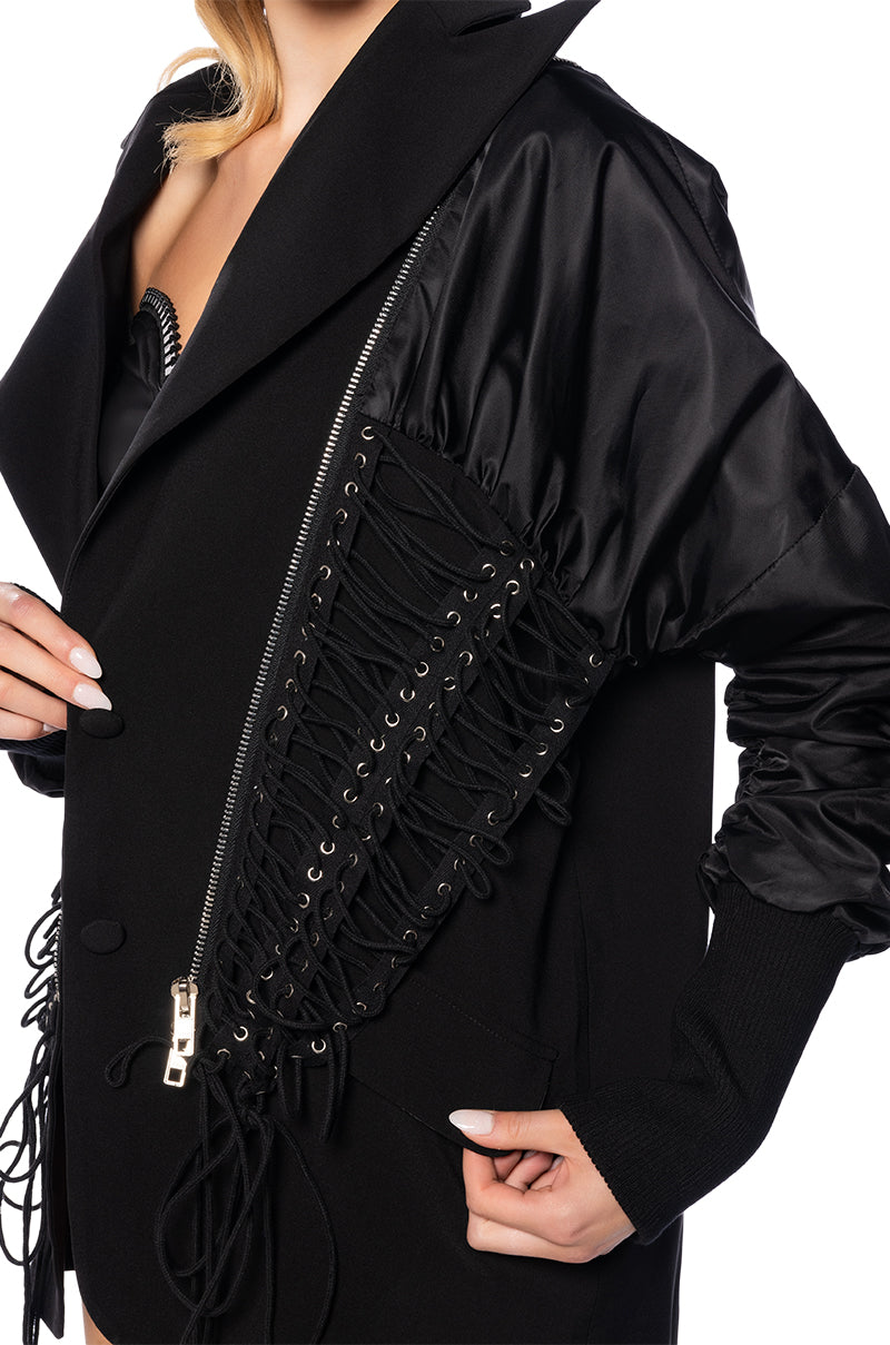 EYELET DON OVERSIZED BLAZER