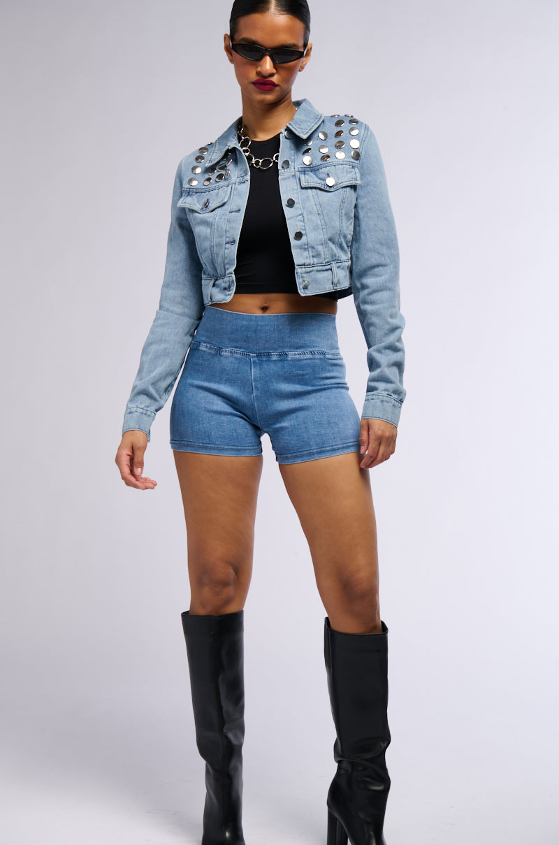 CROPPED DENIM JACKET WITH CIRCLE STUDS