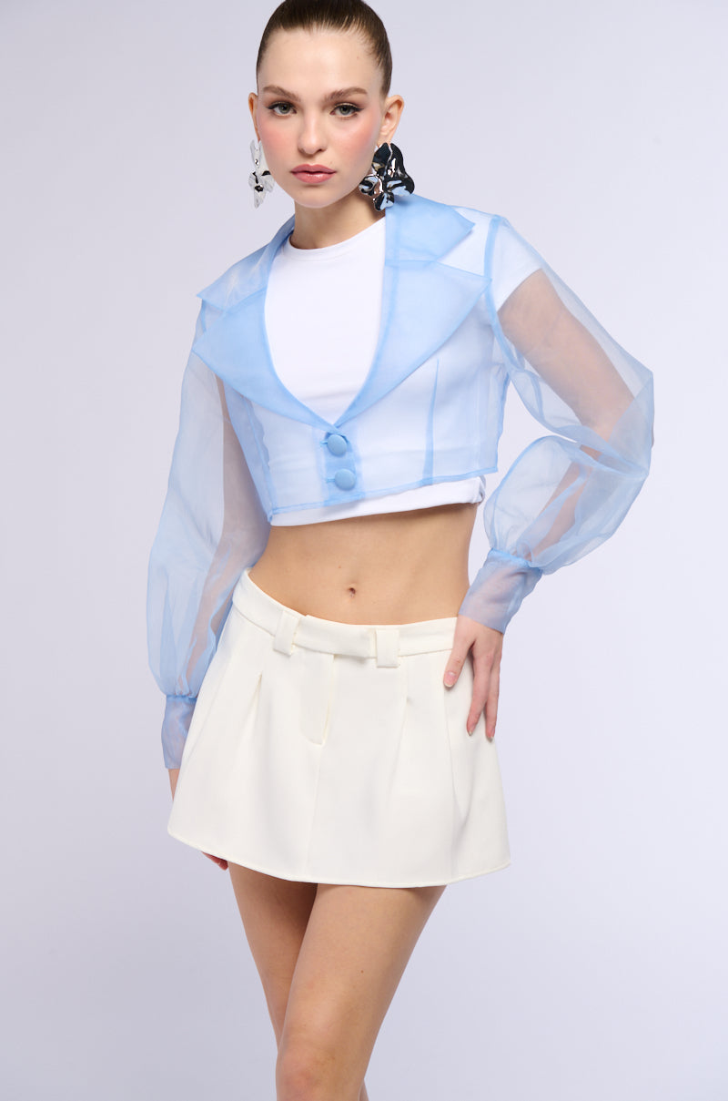 LIGHTWEIGHT MESH CROP BLAZER IN BLUE