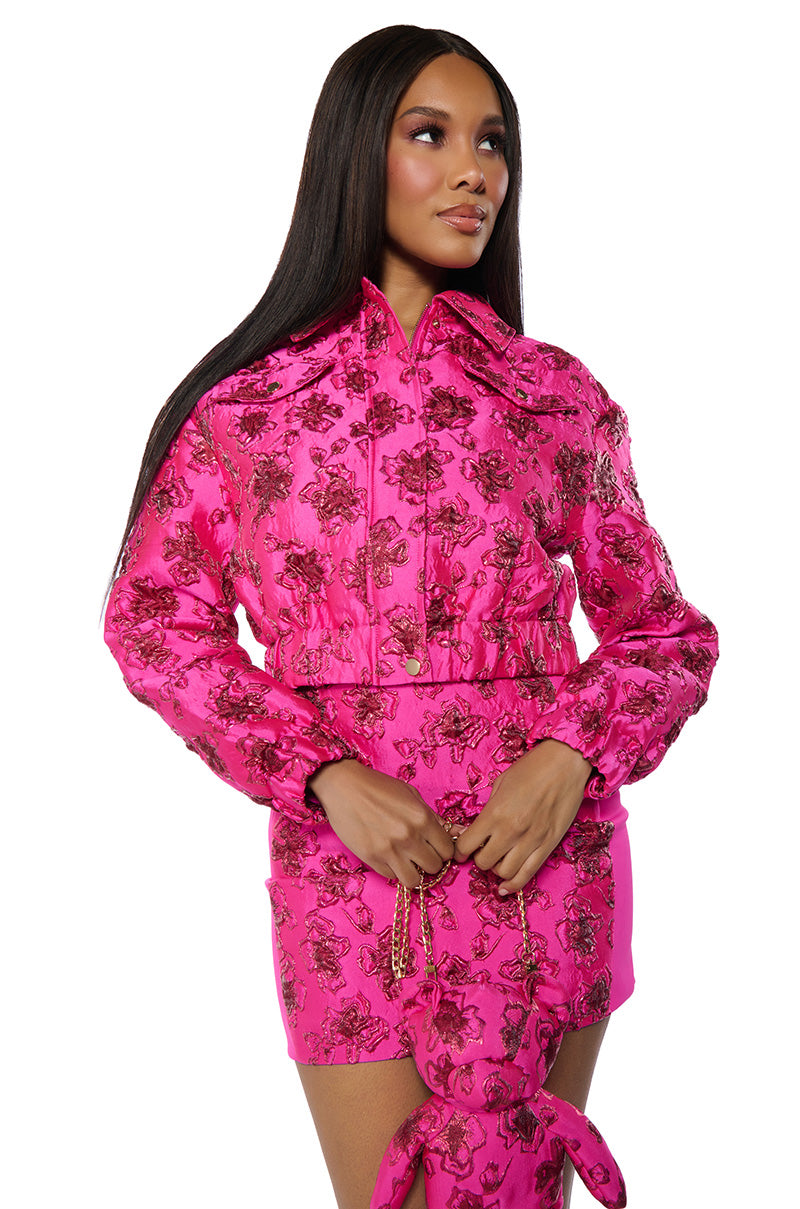 PINK PARA TU BROCADE BOMBER