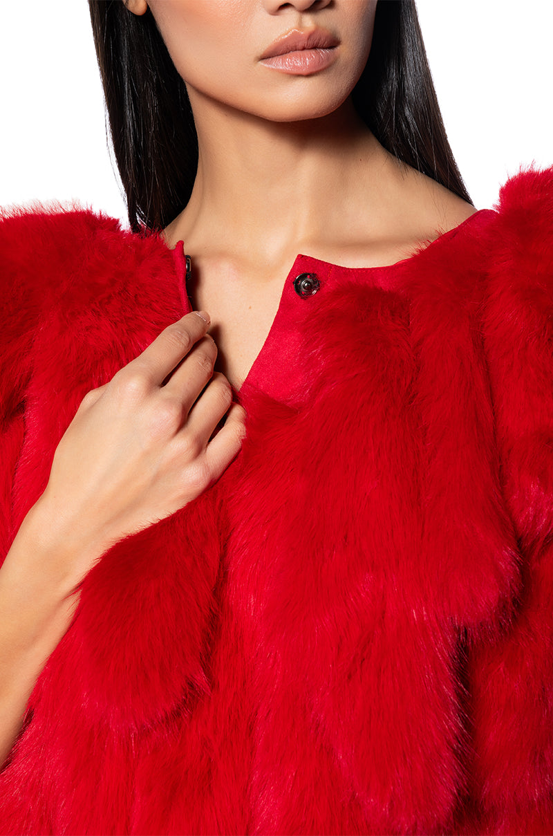 RUN THIS TOWN FAUX FUR FOX TAIL CAPE