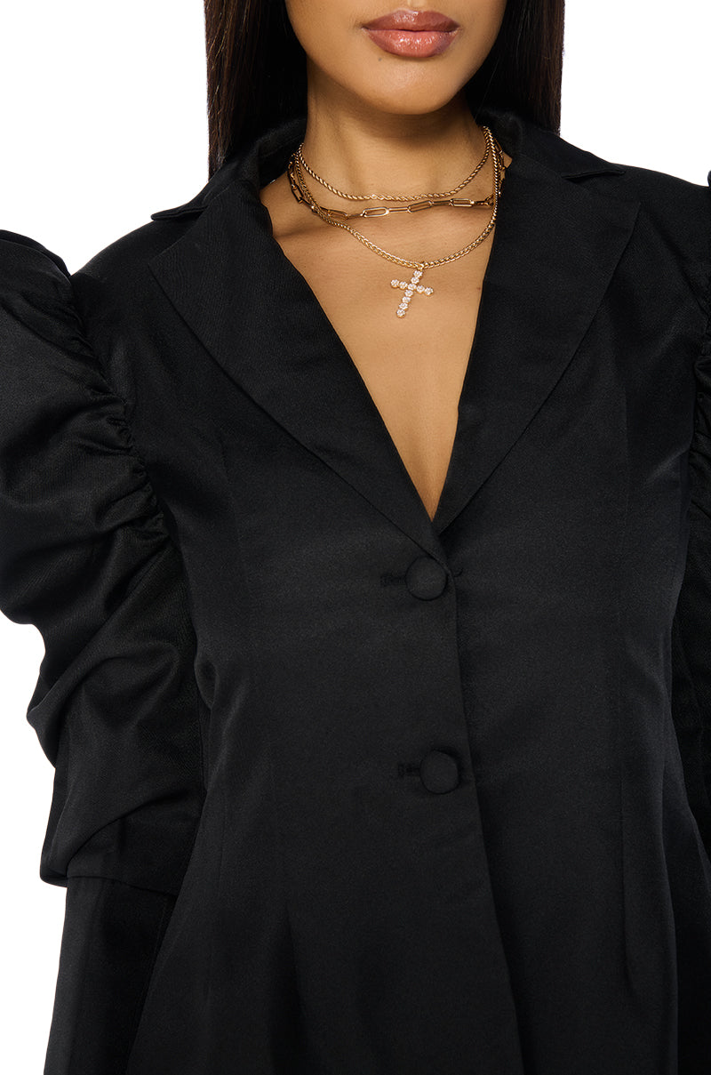 TUSCAN HOLIDAY PUFF SHOULDER BLAZER