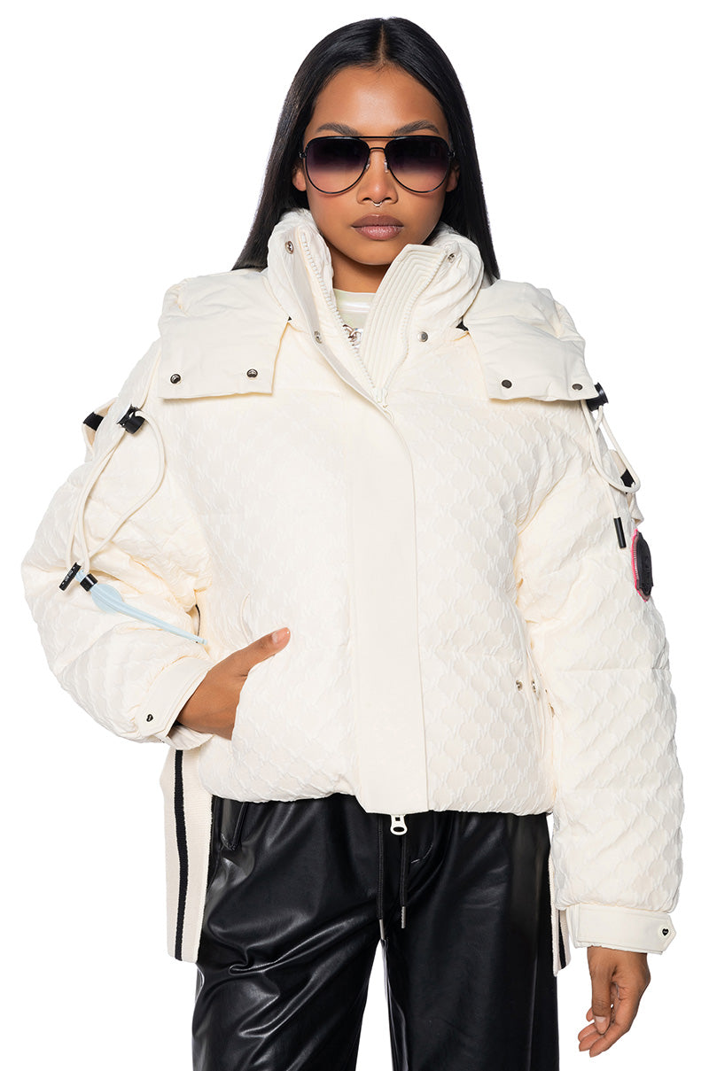 SNOWBIRD TEXTURED PUFFER COAT WITH SIDE RIBBED DETAIL