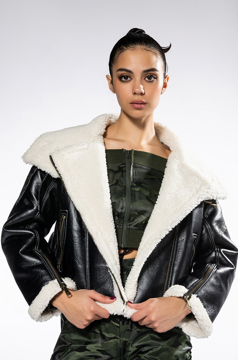 SHERPA LEXII OVERSIZED MOTO