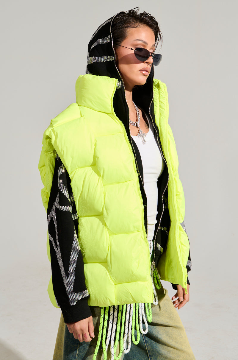 LIGHT UP THE NIGHT WEAVE PUFFER VEST