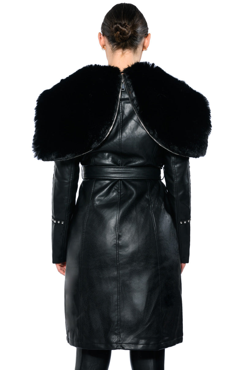 UPTOWN GIRL FUR COLLAR COAT