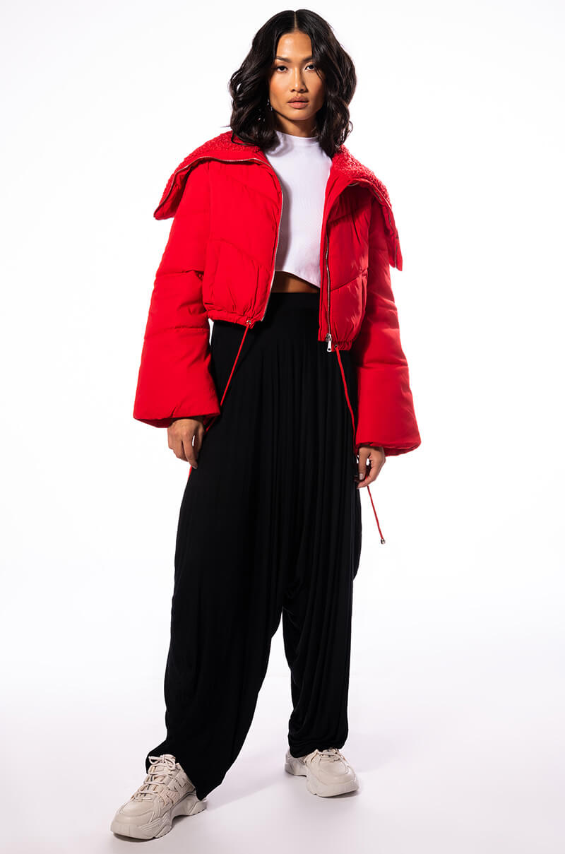 AMANDA CROP PUFFER WITH SHERPA COLLAR