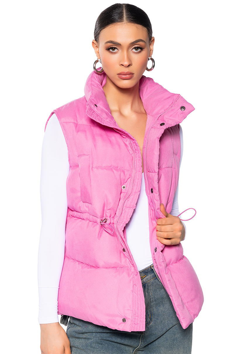 OVERSIZED NYLON PUFFER VEST IN PINK