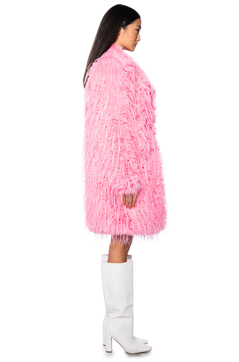 DRIZZY FAUX FUR PINK COAT