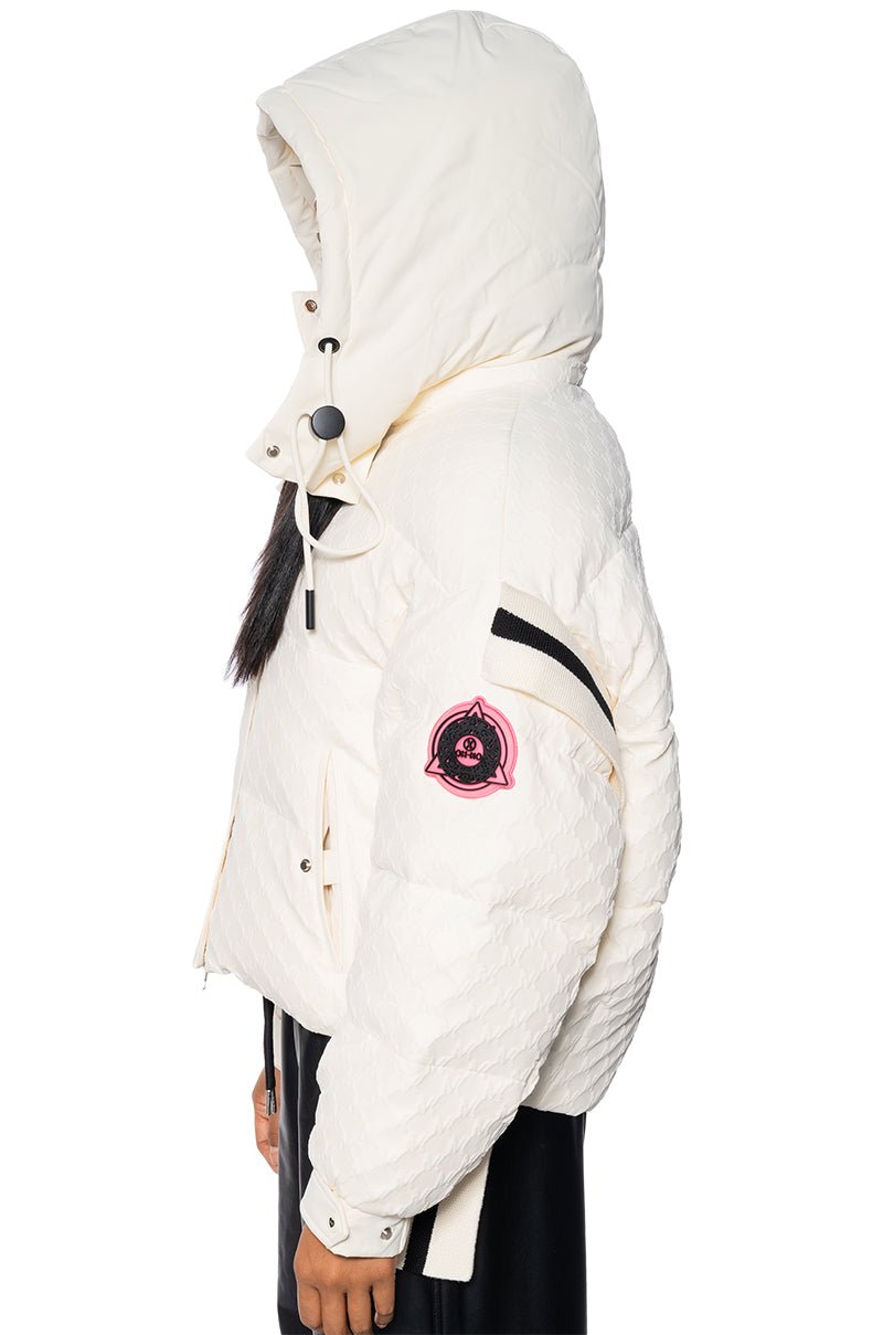 SNOWBIRD TEXTURED PUFFER COAT WITH SIDE RIBBED DETAIL