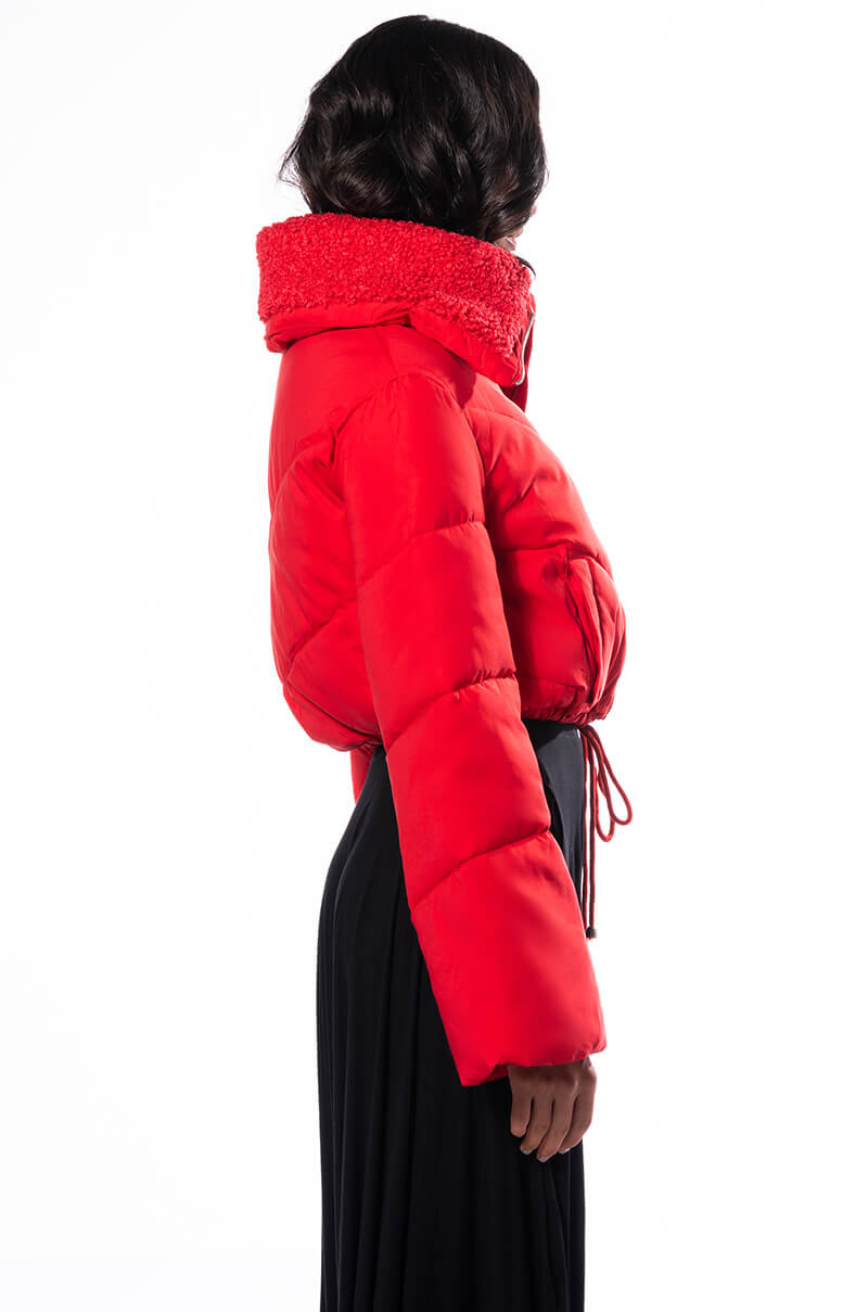 AMANDA CROP PUFFER WITH SHERPA COLLAR