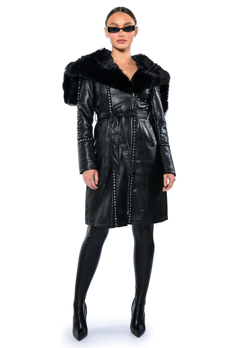 UPTOWN GIRL FUR COLLAR COAT