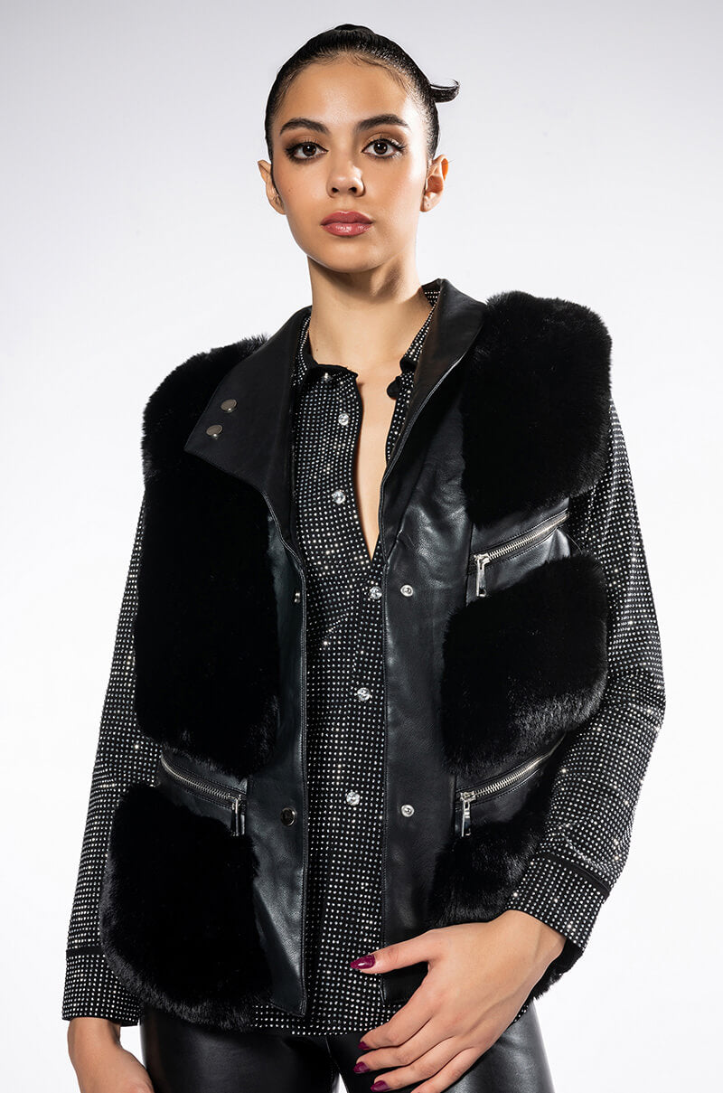 OVERSIZE MOTO VEST WITH FAUX FUR