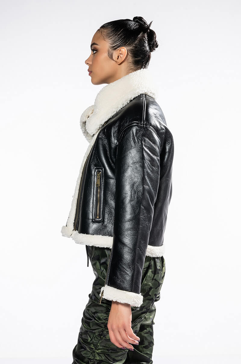 SHERPA LEXII OVERSIZED MOTO