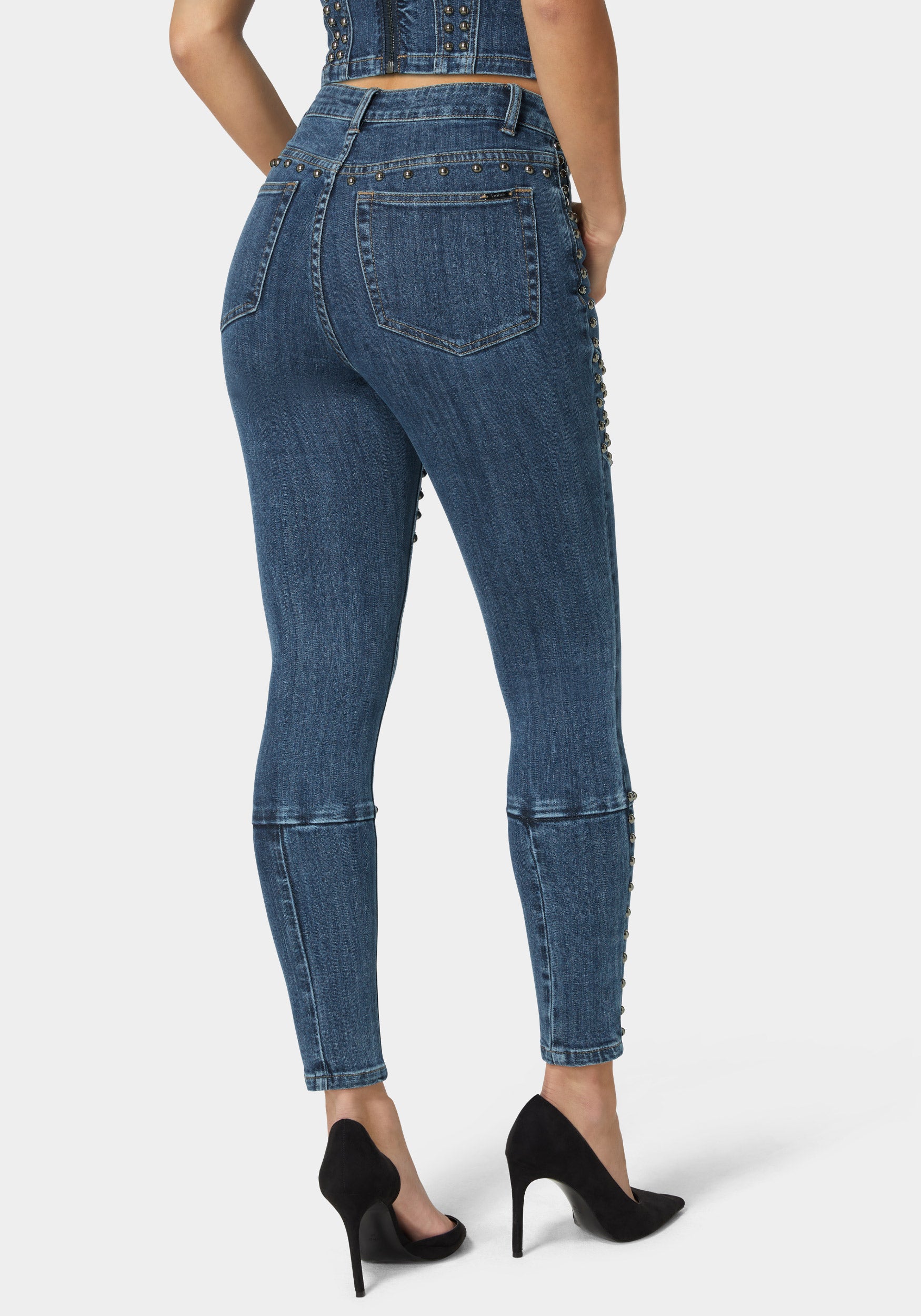 Natural Waist Skinny Leg Jeans