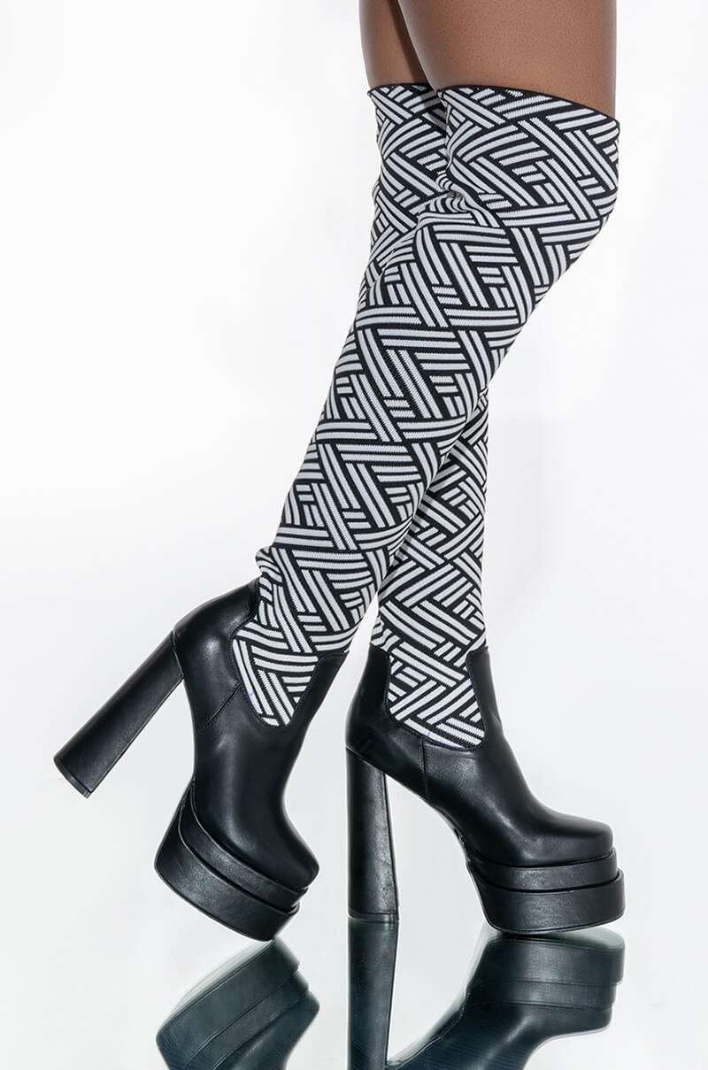 AZALEA WANG NO SMALL TALK CHUNKY BOOT IN BLACK WHITE