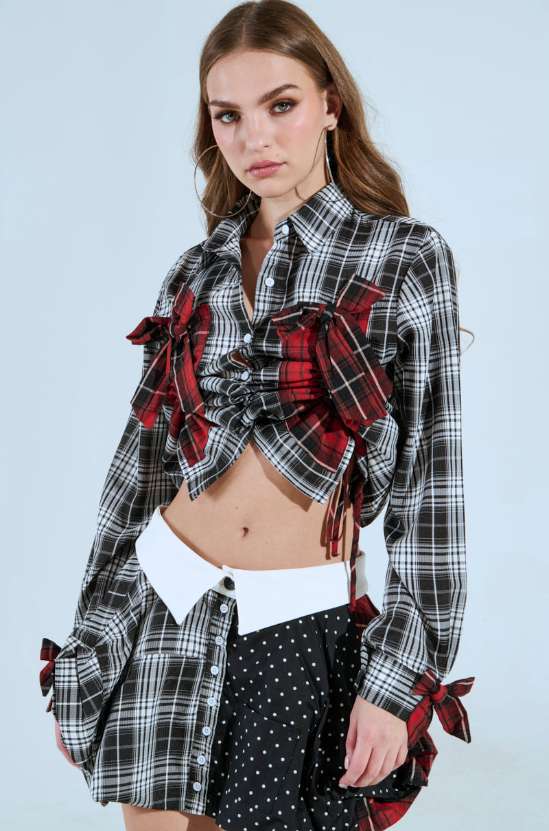 HAILEY PLAID BUTTON DOWN TOP