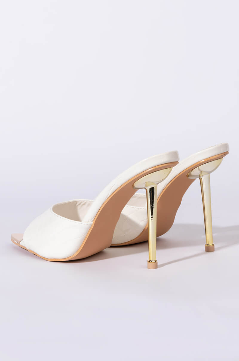 AZALEA WANG HEART ON OVERDRIVE STILETTO SANDAL IN WHITE