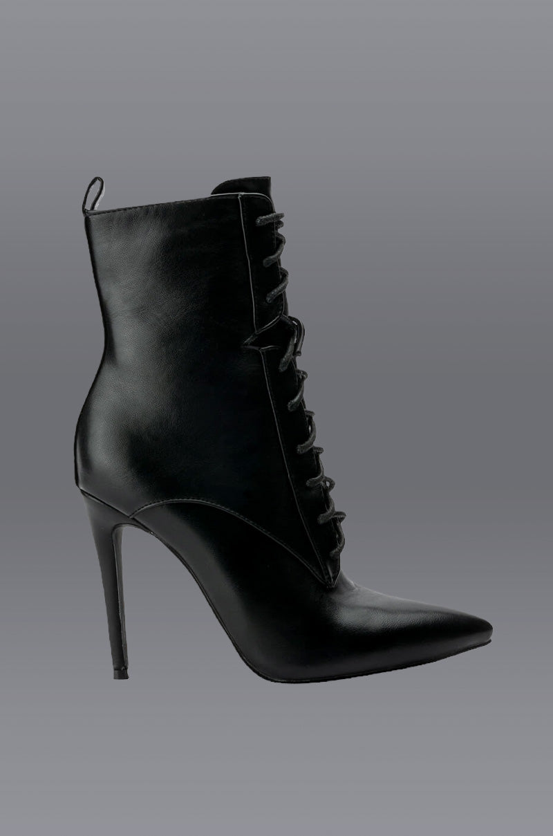 AZALEA WANG ASTORIA LACE UP STILETTO BOOTIE IN BLACKPU