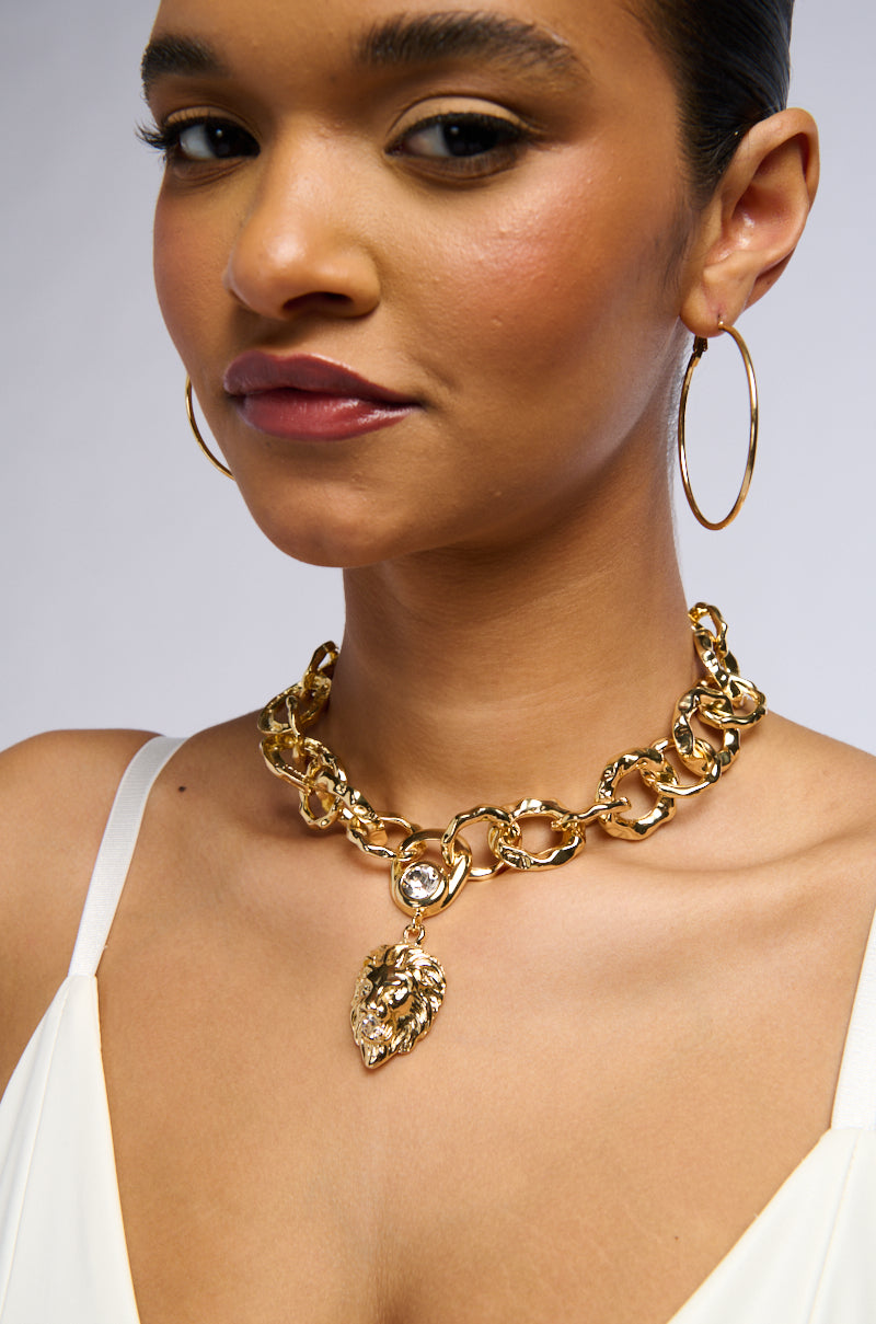 ROARING EMBELLISHED STATEMENT CHOKER