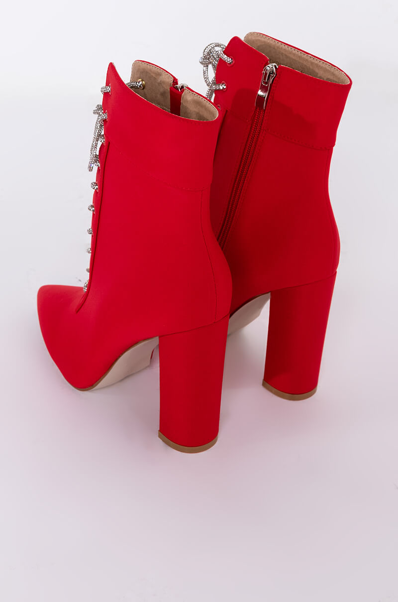 AZALEA WANG MAKE YOUR MIND UP CHUNKY BOOTIE IN RED