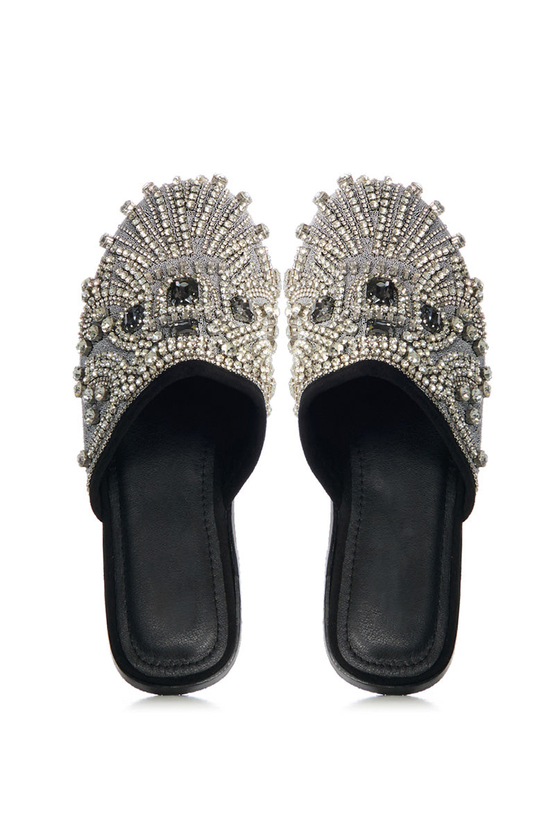 GLAMISIS BLACK EMBELLISHED SLIPPER