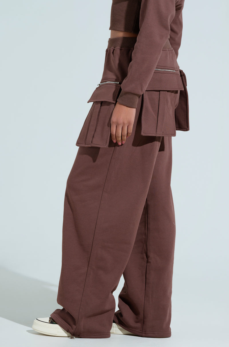 NIA ZIP OFF POCKET WIDE LEG SWEATPANT