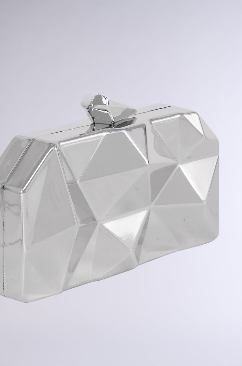 BENT OUTTA SHAPE METALLIC CLUTCH