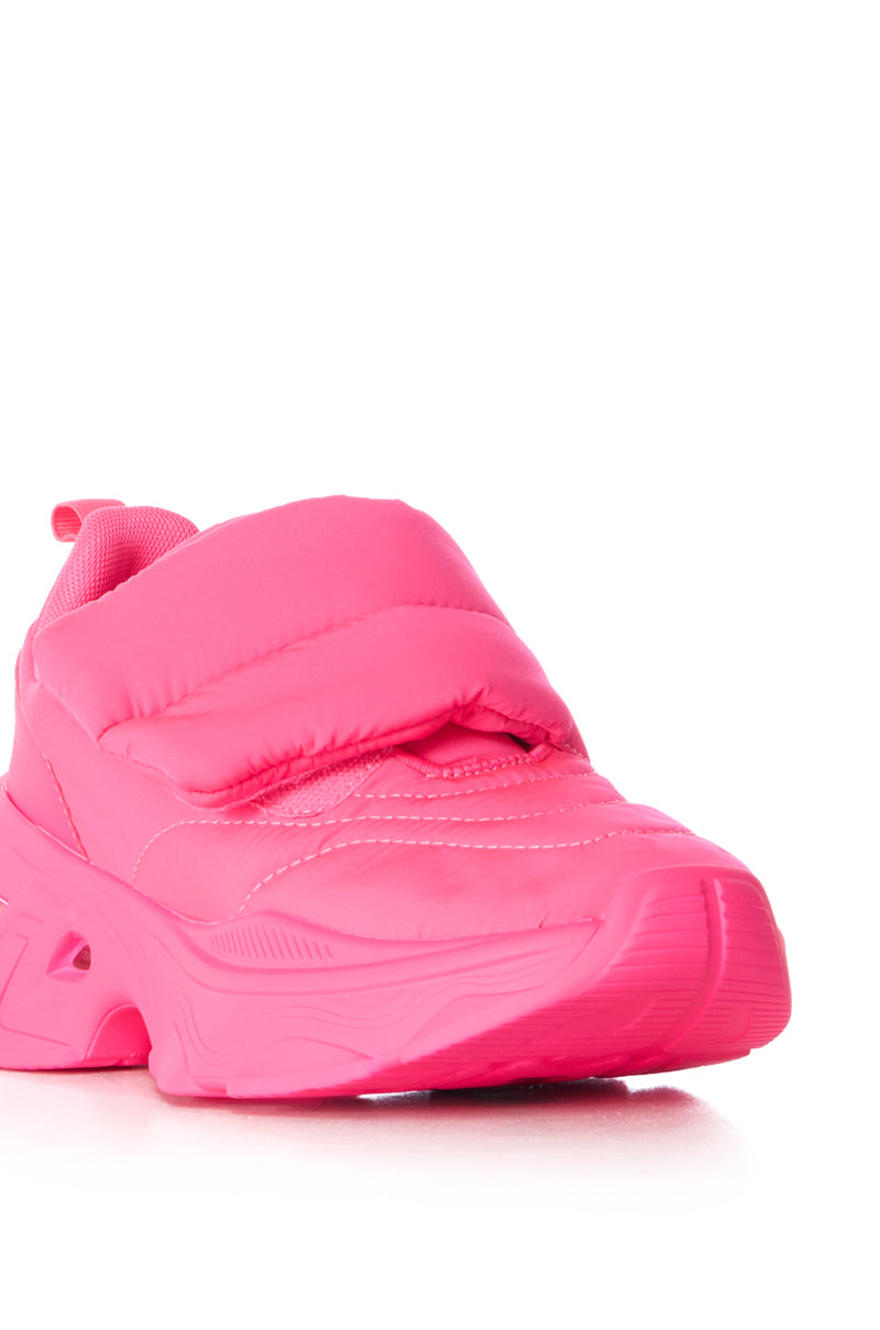 AZALEA WANG ERROL PINK SNEAKER