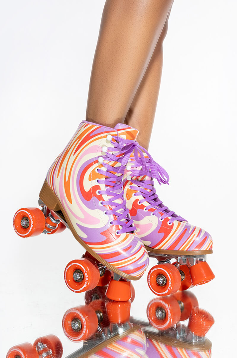 COSMIC SKATES SWIRL PRINT ROLLER SKATES