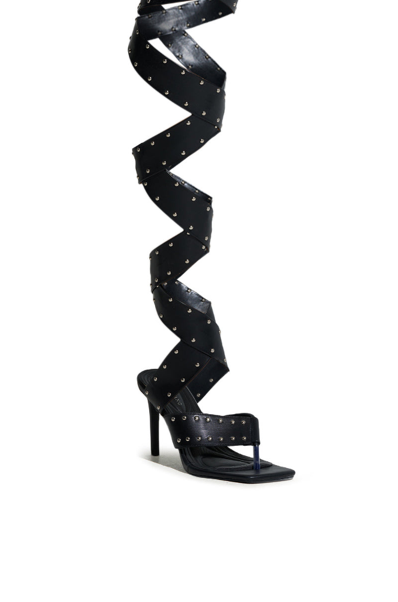 AZALEA WANG HOWLITE BLACK STUDDED STRAPPED SANDAL