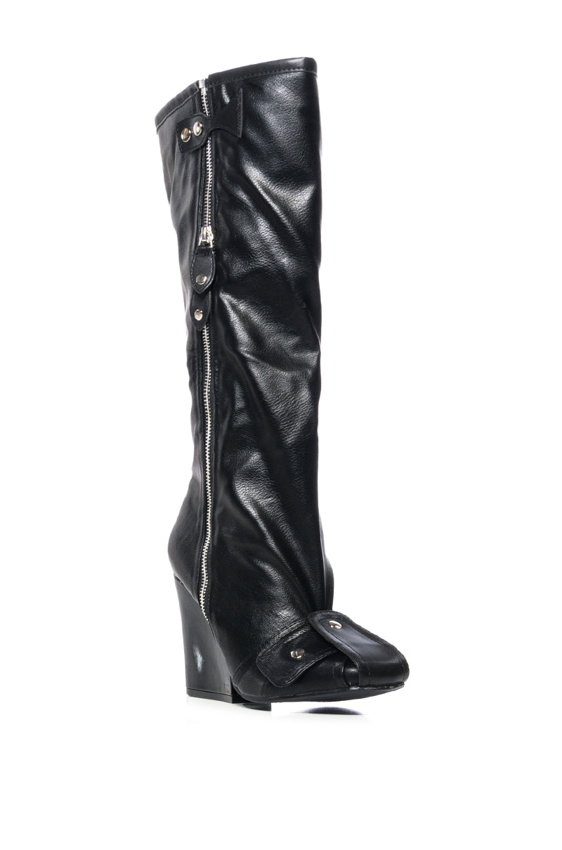 AZALEA WANG SENNA BLACK CHUNKY HEEL INDUSTRIAL LOOK BOOT