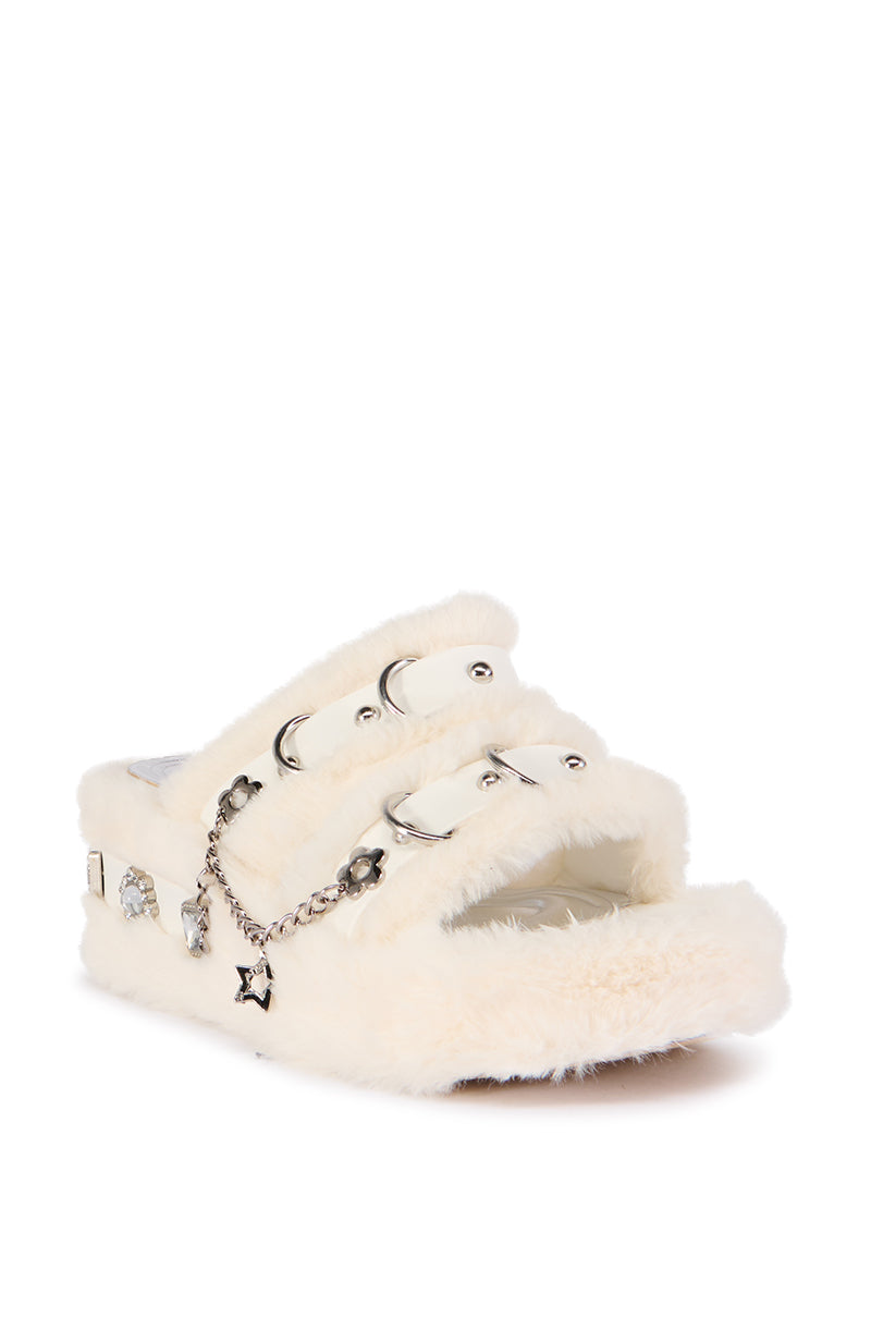 AZALEA WANG LAURELES FUR SANDAL IN WHITE