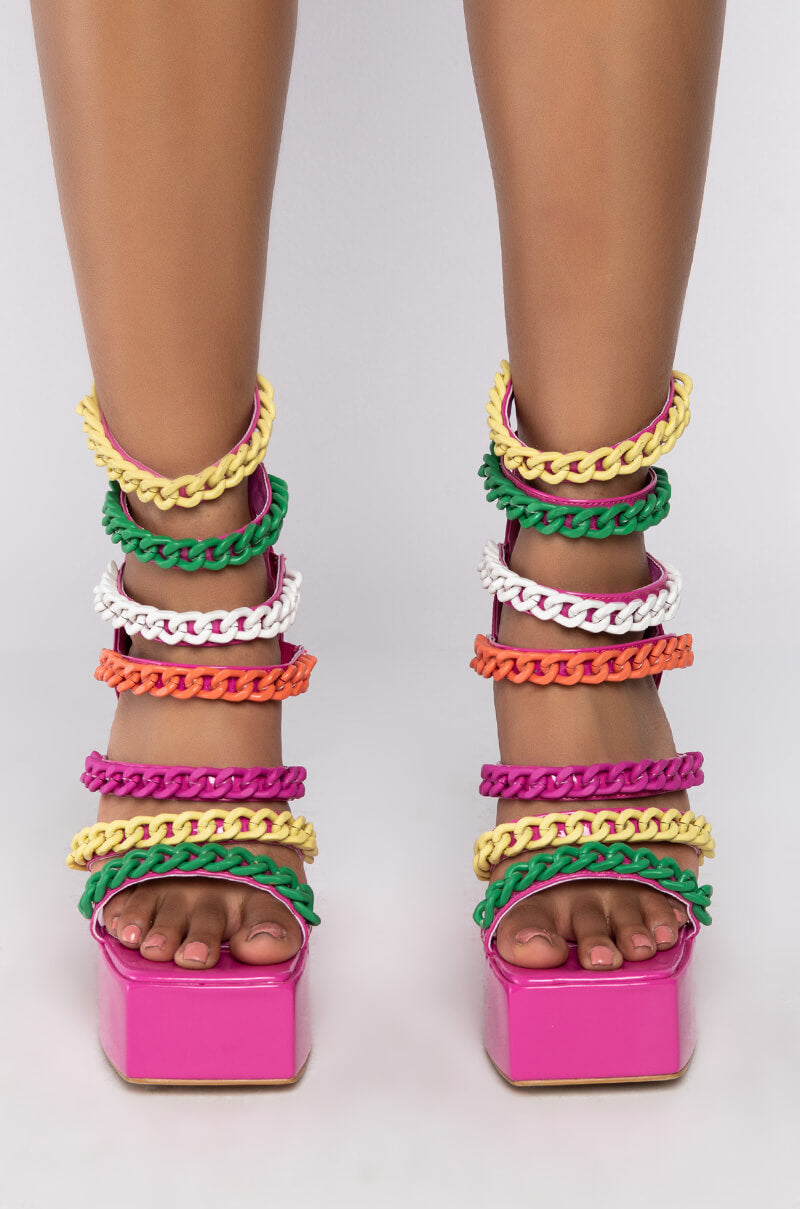 AZALEA WANG WORTH THE WAIT CHUNKY SANDAL IN MULTI