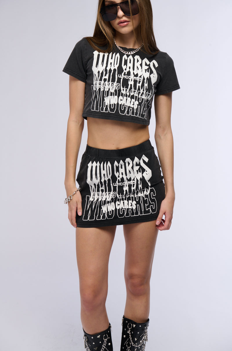 WHO CARES CROP TEE