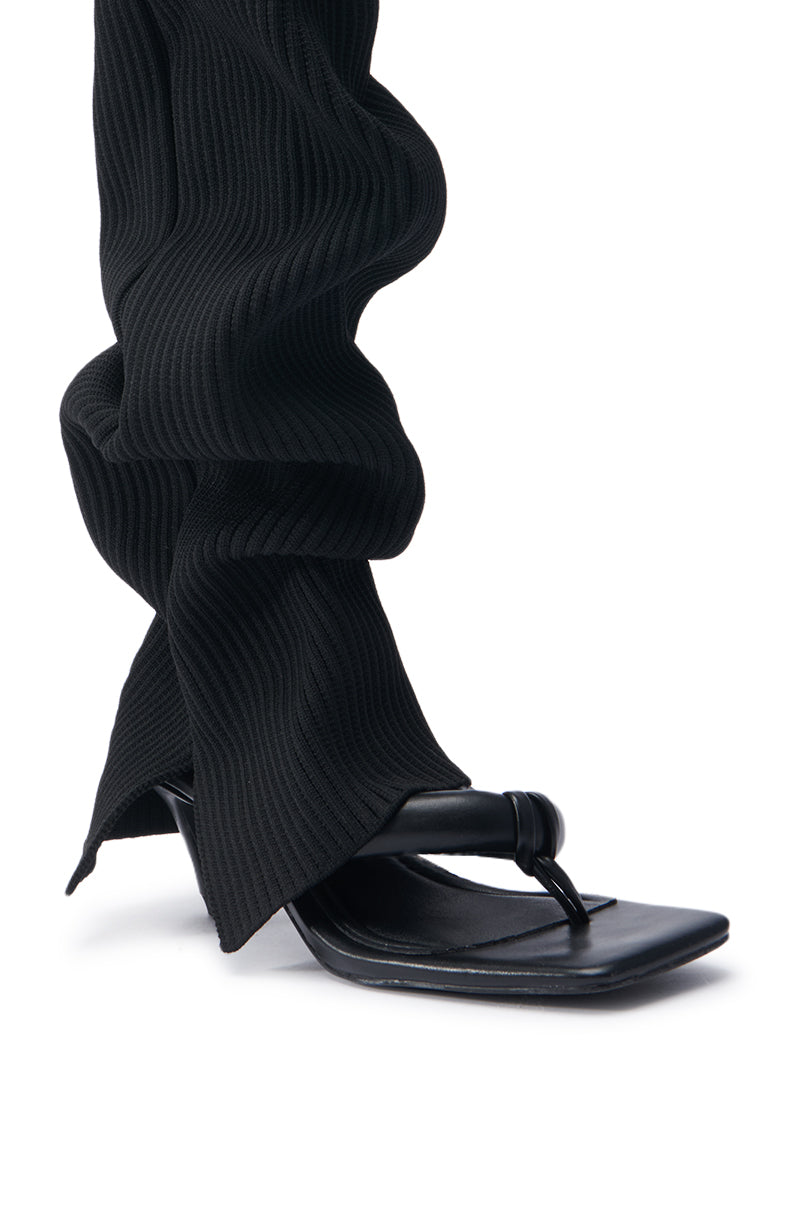 AZALEA WANG SAPPHIRA BLACK SANDAL